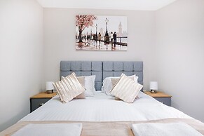 Crown Place 2 & 3 Bedroom Luxury Apts