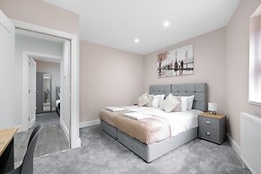 Crown Place 2 & 3 Bedroom Luxury Apts