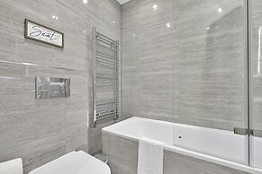 Crown Place 2 & 3 Bedroom Luxury Apts