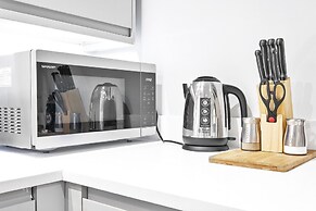 Crown Place 2 & 3 Bedroom Luxury Apts