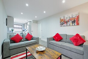 Crown Place 2 & 3 Bedroom Luxury Apts