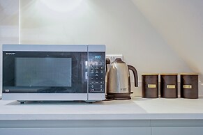 Crown Place 2 & 3 Bedroom Luxury Apts