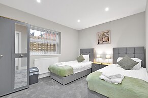 Crown Place 2 & 3 Bedroom Luxury Apts