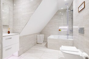 Crown Place 2 & 3 Bedroom Luxury Apts