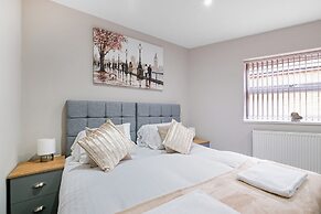 Crown Place 2 & 3 Bedroom Luxury Apts