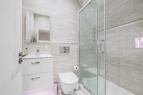 Crown Place 2 & 3 Bedroom Luxury Apts