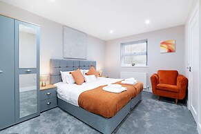 Crown Place 2 & 3 Bedroom Luxury Apts