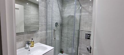 Crown Place 2 & 3 Bedroom Luxury Apts