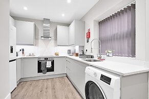 Crown Place 2 & 3 Bedroom Luxury Apts