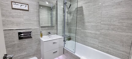 Crown Place 2 & 3 Bedroom Luxury Apts