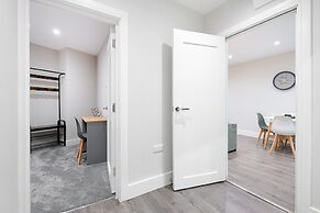 Crown Place 2 & 3 Bedroom Luxury Apts