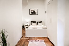 Real Apartments Klauzal II