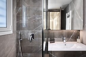 Brand New Executive Apartment in Kolonaki Square