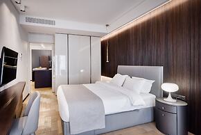 Brand New Executive Apartment in Kolonaki Square