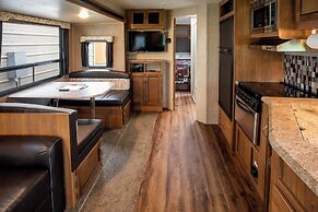 Big River Escape Riverside Cabins
