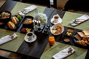 Crowne Plaza Vinh Yen City Centre by IHG