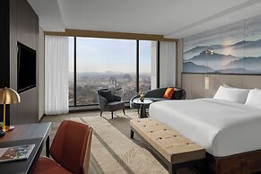 Crowne Plaza Vinh Yen City Centre by IHG