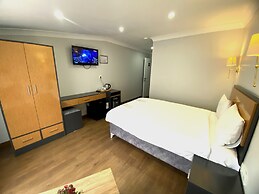 Inalens Airport Hotel