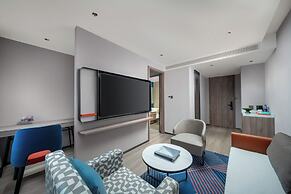 Holiday Inn Express Zhengzhou Garden Road by IHG