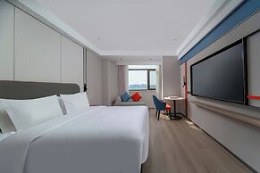 Holiday Inn Express Zhengzhou Garden Road by IHG