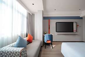 Holiday Inn Express Zhengzhou Garden Road by IHG