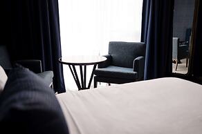 Cambria Hotel Boston Somerville