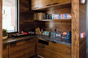 Cambria Hotel Boston Somerville