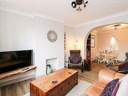 57 Southend Road