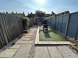 57 Southend Road