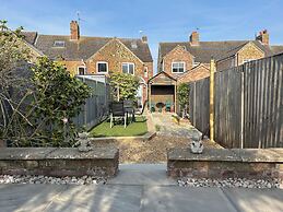 57 Southend Road