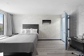 Hotel 365 Bronx