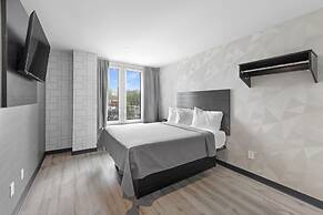 Hotel 365 Bronx