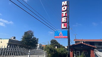 Studio 6 – Oakland, CA – San Francisco Berkeley Area