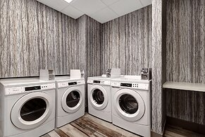 Homewood Suites by Hilton Oak Creek Milwaukee