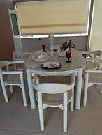 Glyfada's Cosy Apartments