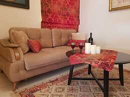 Glyfada's Cosy Apartments