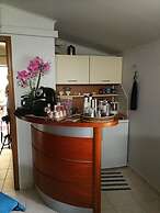 Glyfada's Cosy Apartments