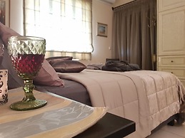 Glyfada's Cosy Apartments