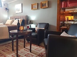 Glyfada's Cosy Apartments