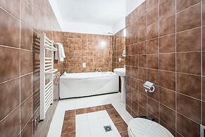 Dolna Bania Hotel