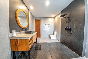 Balangan Beach Villa Freya