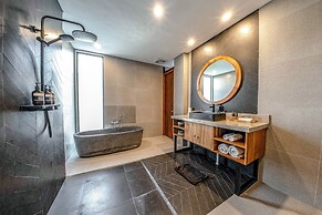 Balangan Beach Villa Freya