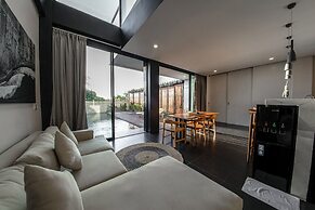 Balangan Beach Villa Freya