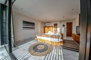 Balangan Beach Villa Freya