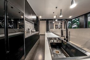 Balangan Beach Villa Freya