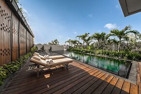 Balangan Beach Villa Freya