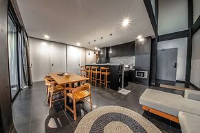 Balangan Beach Villa Freya