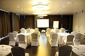 Udman Greater Noida By Ferns N Petals