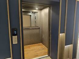 Udman Greater Noida By Ferns N Petals