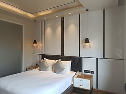 Udman Greater Noida By Ferns N Petals